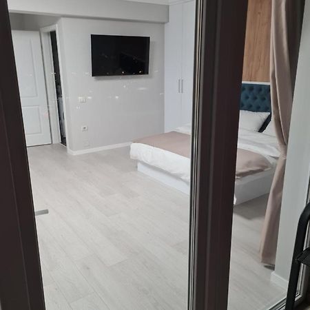 Modern Studio Oradea Exterior foto